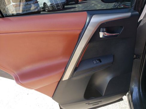 Used 2013 Toyota RAV4 Limited image 13