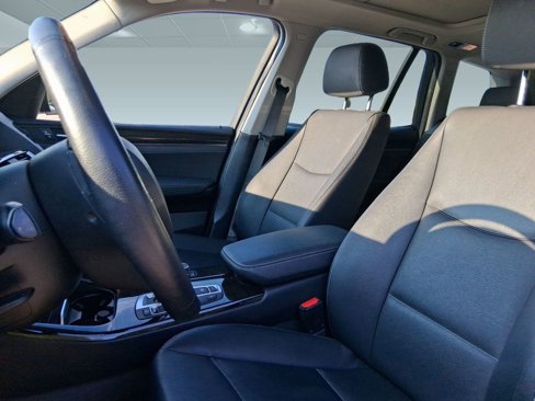 Used 2017 BMW X3 sDrive28i image 5