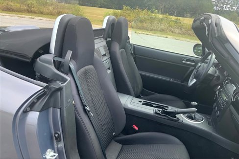 Used 2007 MAZDA MX-5 Miata Touring image 8