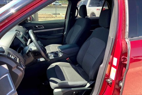 Certified 2019 Ford Explorer XLT w/ Equipment Group 201A image 7