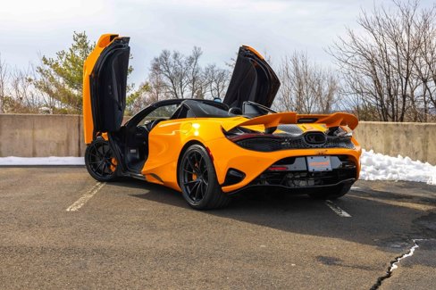 New 2025 McLaren 750S Spider image 9