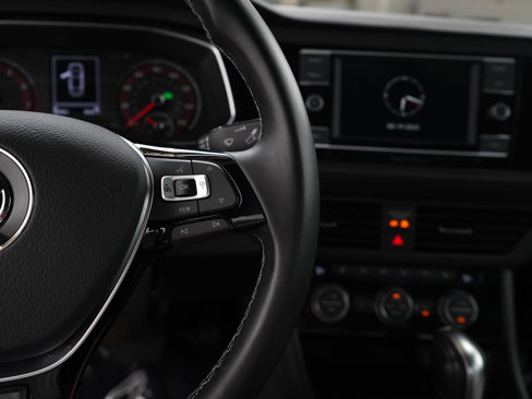 Used 2021 Volkswagen Jetta R-Line image 23
