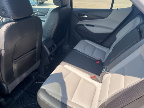 Used 2020 Chevrolet Equinox Premier image 21