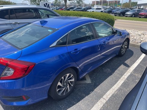 Used 2017 Honda Civic EX image 2