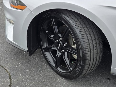 Used 2019 Ford Mustang Coupe w/ Black Accent Package image 27
