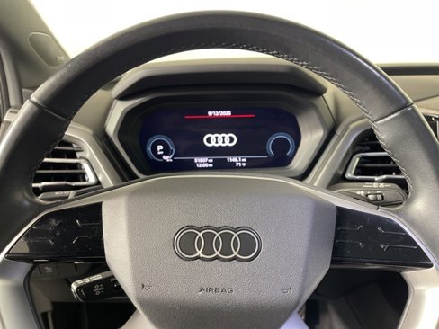 Used 2022 Audi Q4 e-tron Prestige image 23