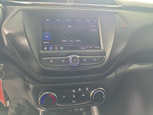 Used 2021 Chevrolet TrailBlazer LS image 18