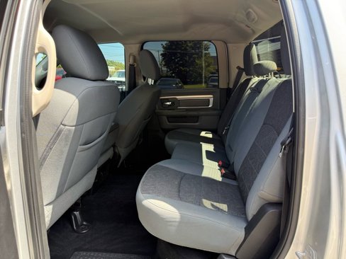 Used 2014 RAM 3500 Big Horn image 10
