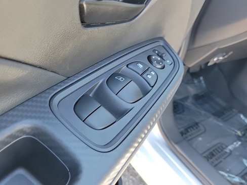 New 2025 Nissan Versa S w/ Trunk Package image 18