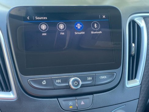 Used 2024 Chevrolet Malibu LT image 30
