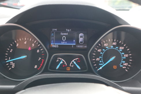 Used 2015 Ford Escape Titanium w/ Equipment Group 301A image 17