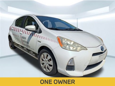 Used 2012 Toyota Prius C One image 3