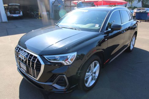 Used 2020 Audi Q3 2.0T Premium Plus image 1