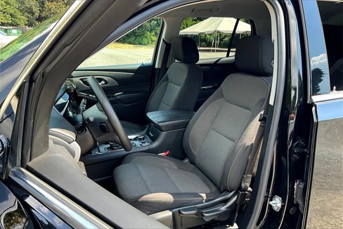 Used 2020 Chevrolet Traverse LS image 20