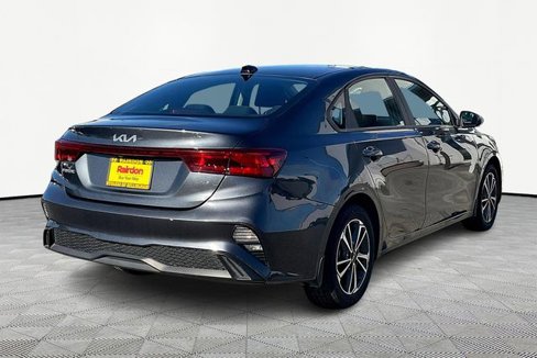 Used 2023 Kia Forte LXS image 11
