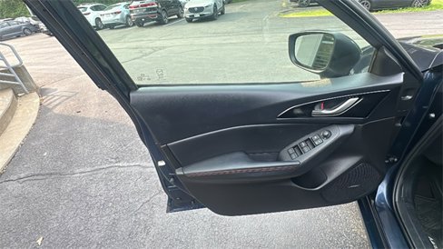 Used 2015 MAZDA MAZDA3 i Grand Touring image 26