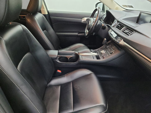 Used 2016 Lexus CT 200h image 21