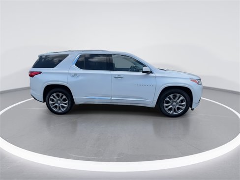 Used 2018 Chevrolet Traverse Premier w/ Driver Confidence II Package image 6