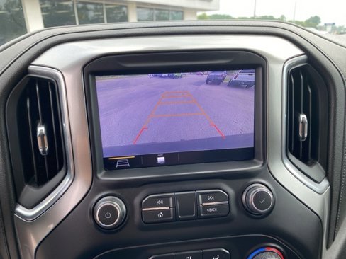 Used 2019 Chevrolet Silverado 1500 RST image 17