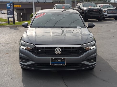 Used 2019 Volkswagen Jetta R-Line image 8
