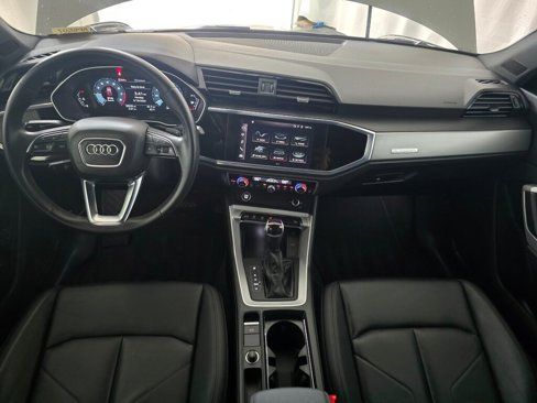 Used 2022 Audi Q3 2.0T Premium w/ Convenience Package image 17