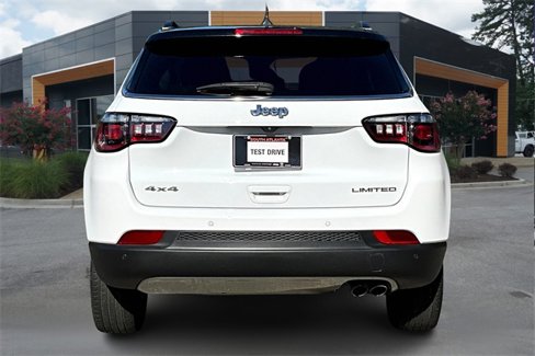 Used 2022 Jeep Compass Limited image 5
