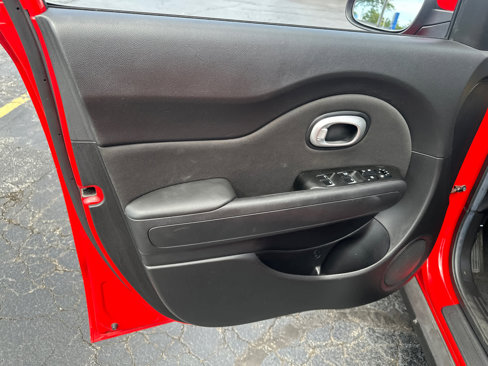 Used 2019 Kia Soul image 28