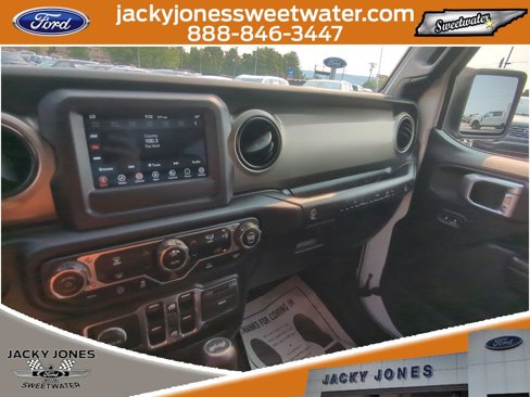 Used 2021 Jeep Wrangler Unlimited Sport image 18