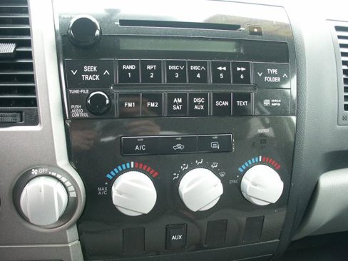 Used 2010 Toyota Tundra 4x4 Double Cab w/ Tow Pkg image 12