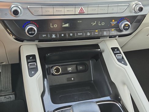 Used 2020 Kia Telluride EX image 28