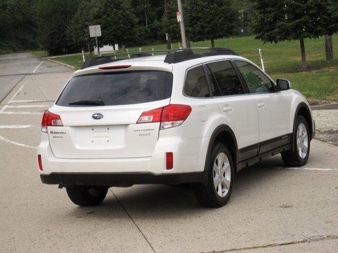 Used 2013 Subaru Outback 2.5i Premium w/ All-Weather Pkg image 13