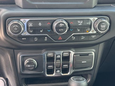 Used 2021 Jeep Wrangler Unlimited Sport image 25