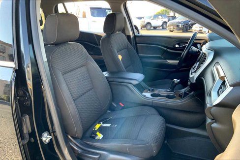 Used 2019 GMC Acadia SLE w/ Driver Alert Package I image 8