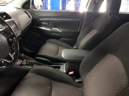 Used 2019 Mitsubishi Outlander Sport SE image 9