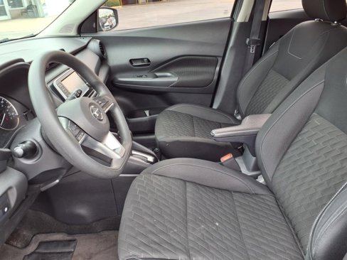 Used 2021 Nissan Kicks S image 8
