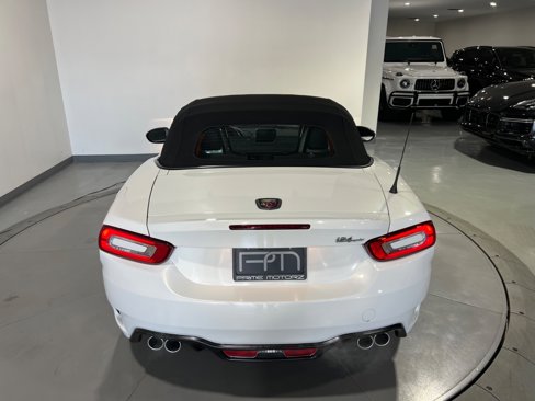 Used 2017 FIAT 124 Spider Abarth image 20