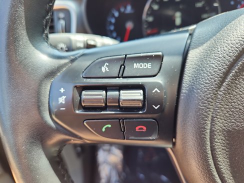 Used 2018 Kia Sorento SX image 19