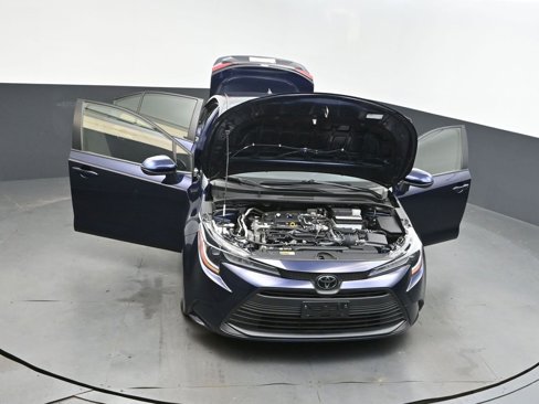 Used 2023 Toyota Corolla LE image 45