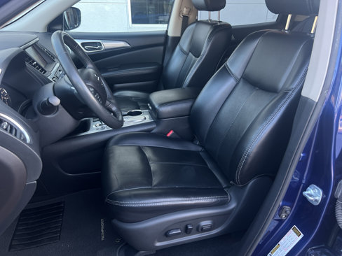 Used 2017 Nissan Pathfinder SL image 9
