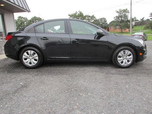 Used 2016 Chevrolet Cruze LS image 9