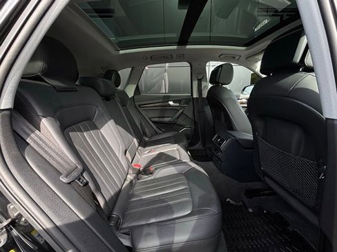 Used 2019 Audi Q5 2.0T Premium Plus w/ Premium Plus Package image 32