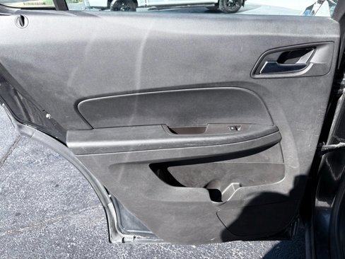 Used 2015 Chevrolet Equinox LS image 13
