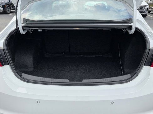 Used 2024 Chevrolet Malibu LT image 24