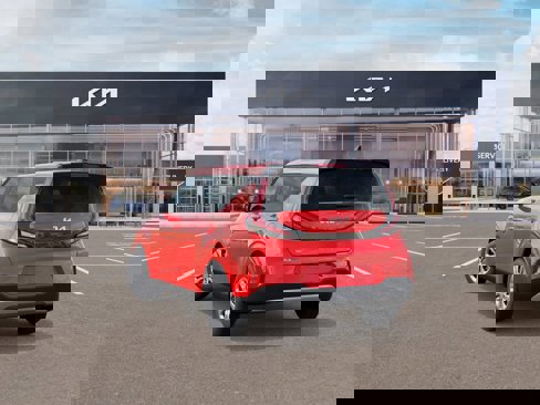 New 2025 Kia Soul LX image 4