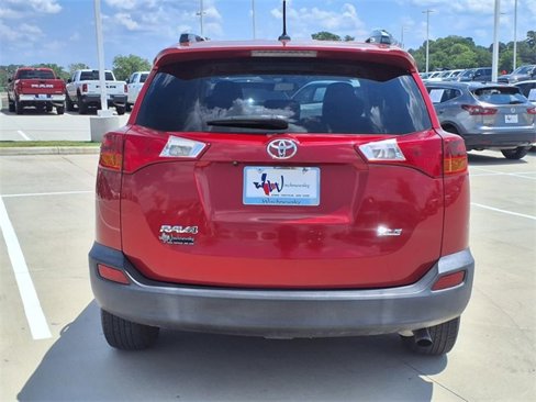 Used 2013 Toyota RAV4 XLE image 15