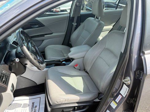 Used 2015 Honda Accord EX-L image 13