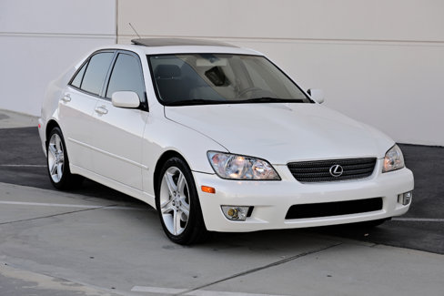 Used 2001 Lexus IS 300 image 8