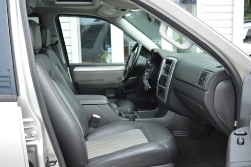 Used 2005 Mercury Mountaineer AWD image 21