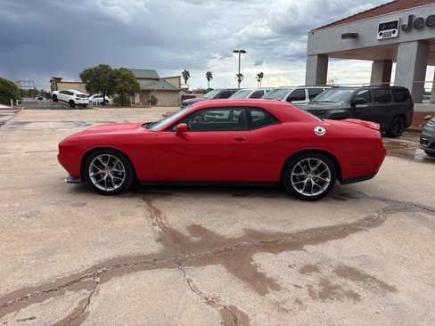 Used 2022 Dodge Challenger GT image 8