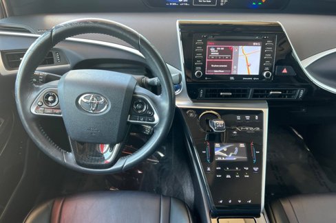Certified 2018 Toyota Mirai image 18